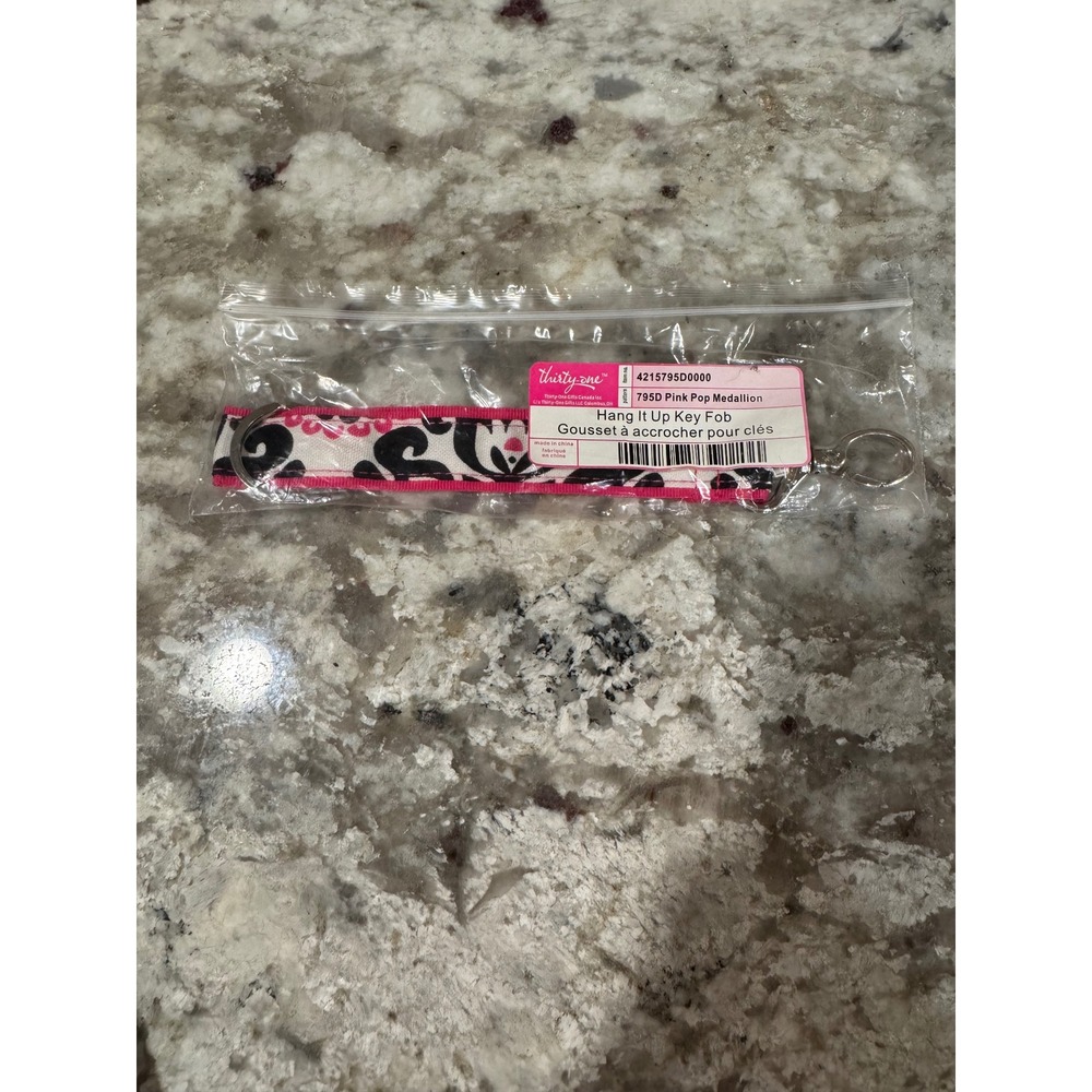 Thirty-One Hang It Up Key Fob Pink Pop Medallion 795D Keychain New